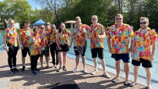 Das Freibad-Team bestehend aus Daliah Fricke, Janis Tennstedt, Hilke Kaiser-Tannhäuser, Ben Jaehn, Ute Klafs, Lotta Jacobsen, Melanie Günther, Daniel Runde, Jannick Niehls, Sascha Holtzmann und Chris Kodritsch (von links)