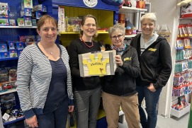 Stefanie Johannsen und Tessa Wohlers übernehmen das beliebte Quickborner Spielwaren- und Teegeschäft Theolino zum 1. März 2026 Stefanie Johannsen und Tessa Wohlers übernehmen das beliebte Quickborner Spielwaren- und Teegeschäft Theolino zum 1. März 2026