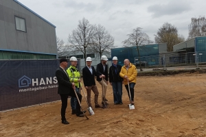 patenstich für Erweiterungsbau - SMB investiert in den Standort Quickborn