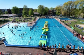 PM 112 B1 Quickborner Kult-Freibad startet mit Saisonkarten-Rekord in den Sommer