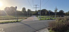 Der Geh- und Radweg an der Mária-Telkes-Straße (Quelle: Stadt Quickborn) PM 341_2 Brücke an der Feldbehnstraße